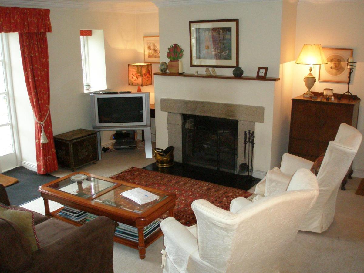 Courtyard Cottage Κάρλοου Εξωτερικό φωτογραφία
